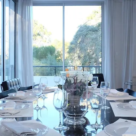Beautiful 5 Bedroom Villa With Direct Sea View * Antibes